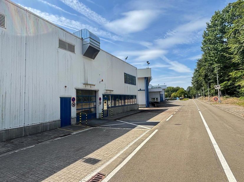 Bien professionnel à louer
                    à 3078 Everberg