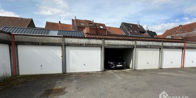 Garage à vendre à Albrecht Rodenbachstraat 21, 8800 Roeselare