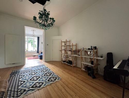                                         Duplex te huur in Sint-Gillis, € 2.700
