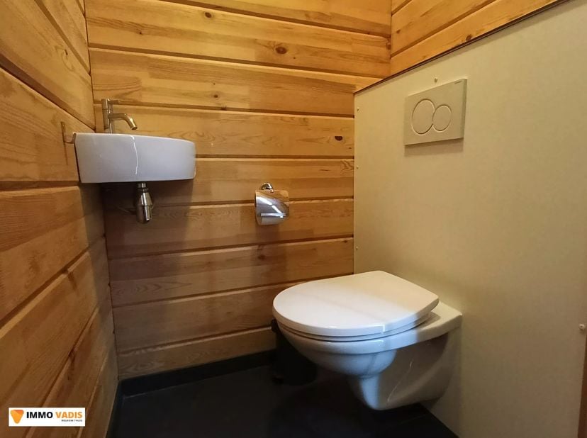 Droom je van een zorgeloze investering of je eigen vakantieplek midden in de natuur? Op het gegeerde domein Landal Mooi Zutendaal bevindt zich deze in