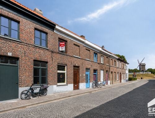                                         Rijwoning te koop in Brugge, € 205.000

