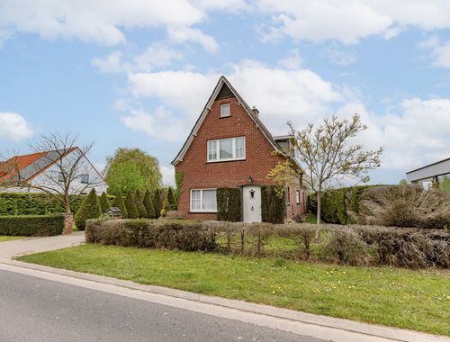                                         Villa à vendre à Massemen, € 395.000
