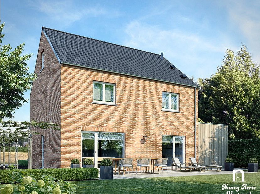 Op een vlot bereikbare locatie langs de Kerkhovensesteenweg in Lommel bevindt zich dit mooie perceel met een oppervlakte van 10a77ca. De ligging combi