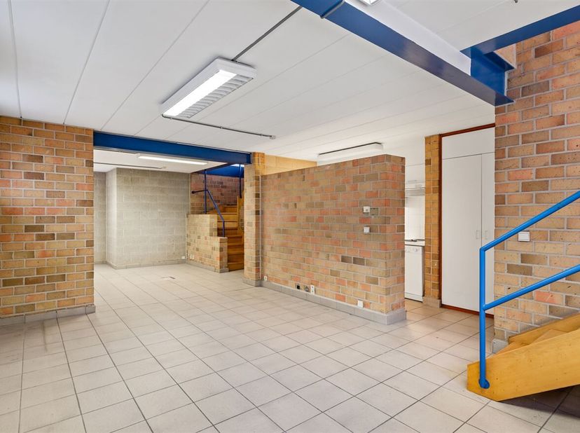 Bien professionnel à vendre
                    à 2000 Antwerpen