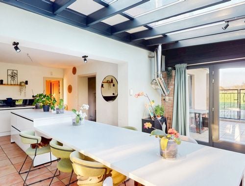                                         Villa te koop in Quaregnon, € 270.000
