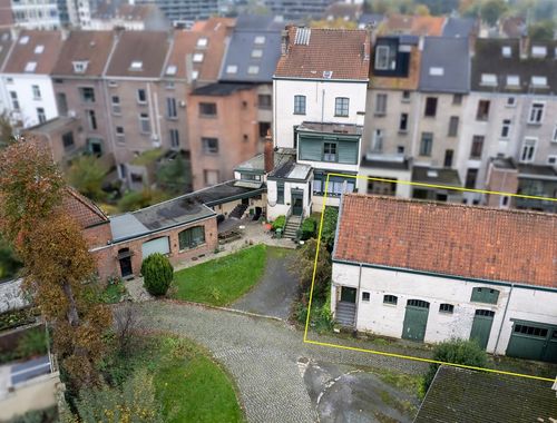                                         Gemengd gebruik te koop in Gent, € 195.000
