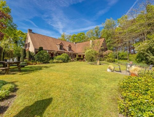                                         Villa à vendre à Oud-Turnhout, € 890.000
