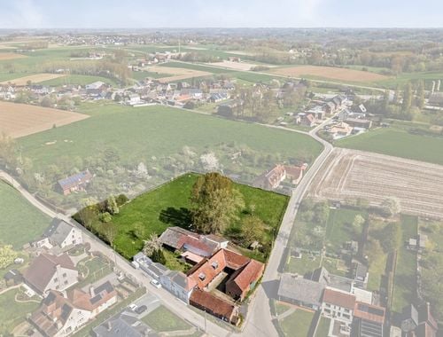                                         Ferme à vendre à Zegelsem, € 435.000
