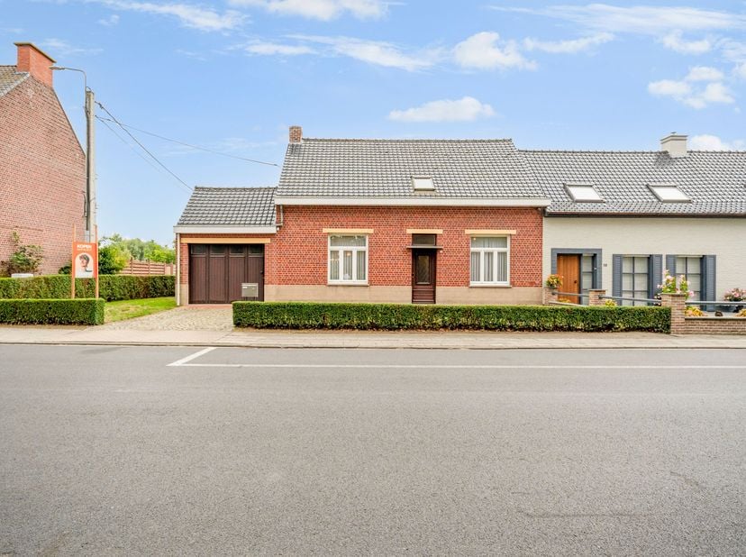 Huis te koop in Sint-Livinusstraat 60,
                    8906 Elverdinge