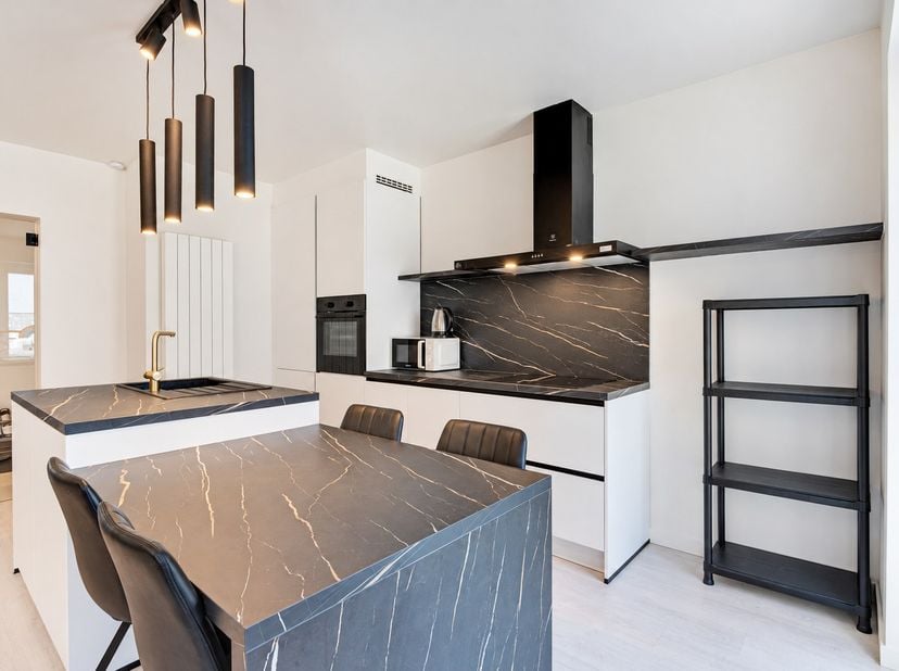 Appartement à vendre à Kerkstraat 33 boîte 6,
                    8800 Roeselare