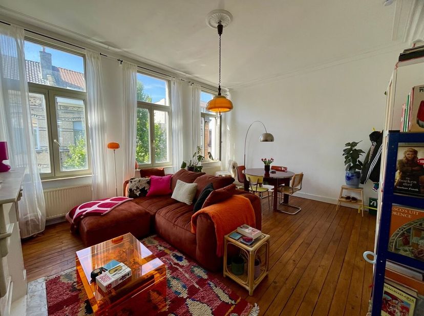 Charmant 1-slpk appartement te huur in Oud Berchem!<br />
Ligging: De Boomgaardstraat ligt op een centrale en gegeerde locatie in Berchem, met vlotte
