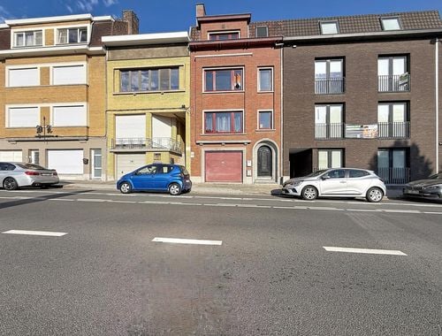                                         Duplex te huur in Kortrijk, € 850
