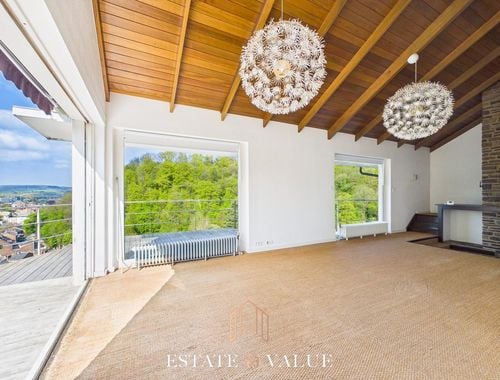                                         Villa à louer à Spa, € 1.300
