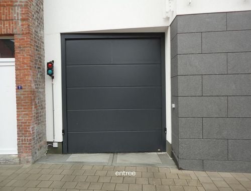                                         Kelder garage te huur in Zwijnaarde, € 85

