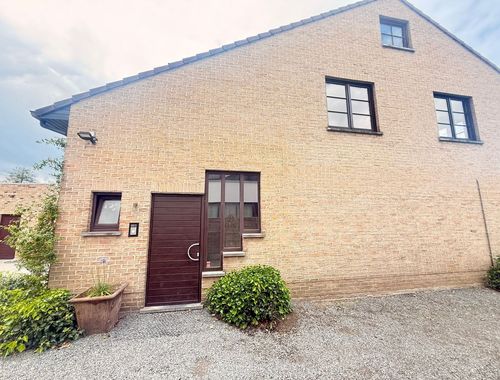                                         Appartement à louer à Waasmunster, € 1.350
