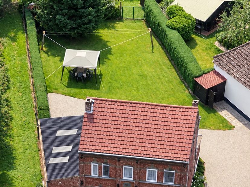 Huis te koop in Camberg 42,
                    9400 Ninove