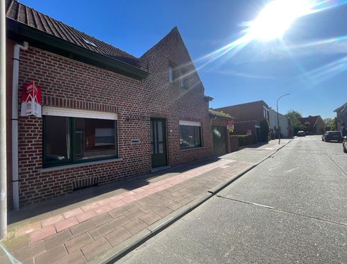                                         Woning te koop in Geluwe, € 250.000
