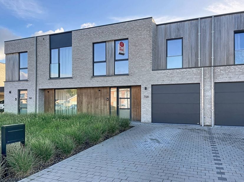 Huis te huur in Ruddervoordsestraat 76 bus A,
                    8210 Zedelgem