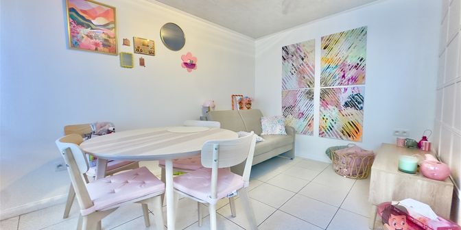 Maison à louer à 6200 Châtelet