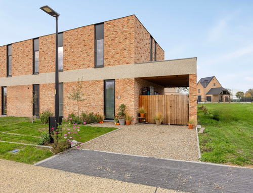                                         Maison à vendre à Gerdingen, € 399.000
