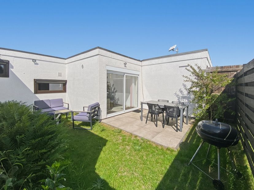 KIJKDAG ZATERDAG 5 SEPTEMBER VAN 14U TOT 15U30 (inschrijven via tel. 058/ 622 815 of via website). Recent gerenoveerde vakantiewoning (type bungalow)