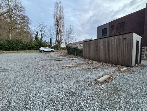                                         Place de stationnement à vendre à Quenast, € 7.500
