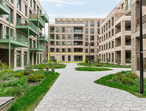                                         Bâtiment commercial à vendre à Mechelen, € 581.917
