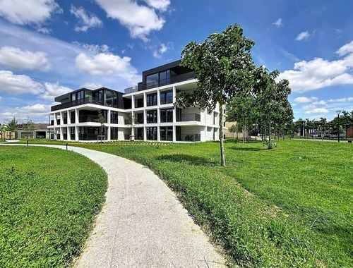                                         Appartementsgebouw te koop in Langemark, € 325.750
