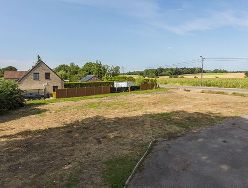                                         Bouwgrond te koop in Binkom, € 150.000
