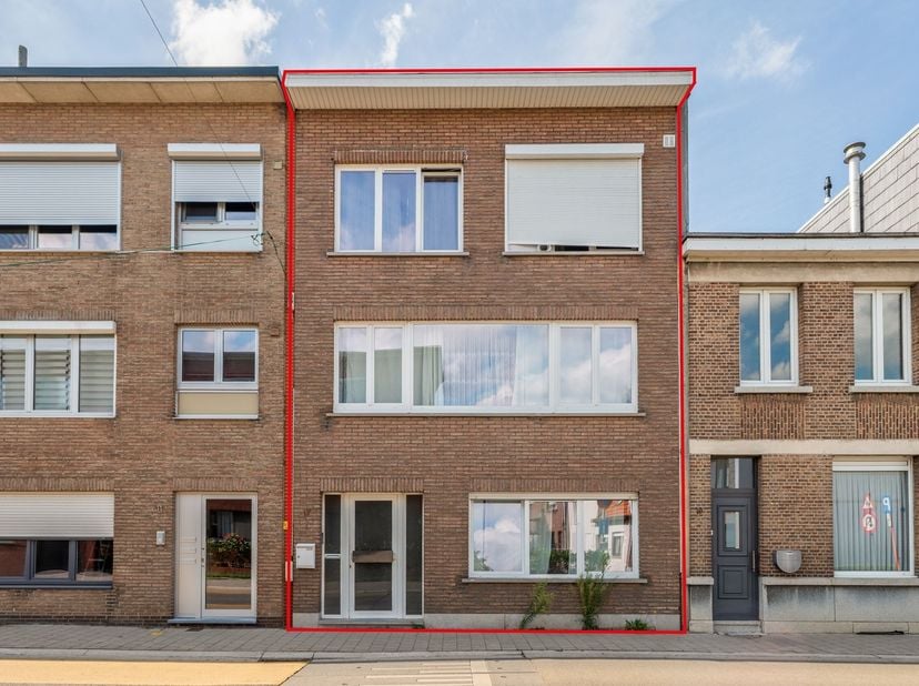 Huis te koop in Torenstraat 17,
                    2160 Wommelgem