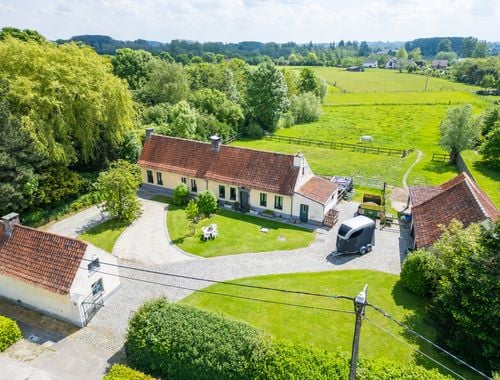                                         Ferme à vendre à Zingem, € 695.000
