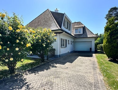                                         Maison à louer à Waterloo, € 2.700
