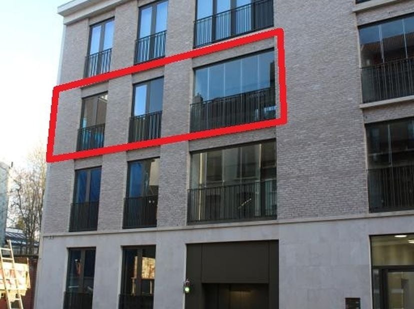 Schitterend project (6 appartementen / 1 Penthouse) met een topligging (zijstraat Marnixplaats - hartje Antwerpen). Dit prachtige appartement heeft ee