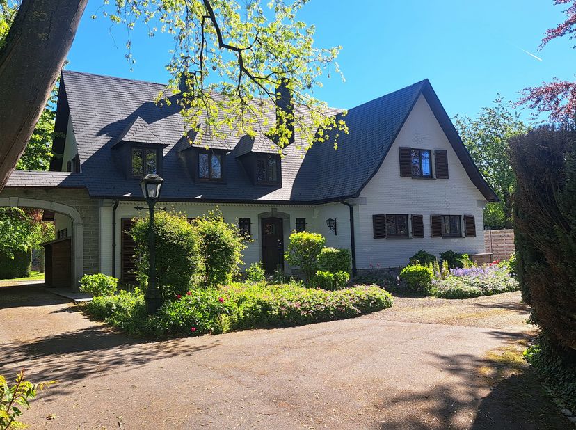 Huis te koop
                    in 5101 Loyers