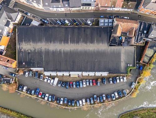                                         Immeuble de bureaux à vendre à Geraardsbergen, € 3.795.000
