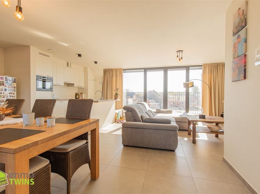 Modern appartement met terras en staanplaats te Grembergen bij Dendermonde. Dit appartement maakt deel uit van een kleinschalige residentie van 5 appa