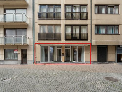                                         Appartement à vendre à De Panne, € 225.000
