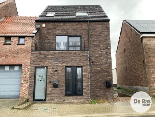                                         Duplex te huur in Sint-Antelinks, € 885
