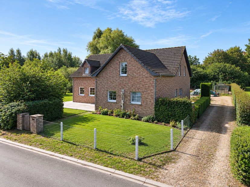 Huis te koop in Rue de Haut Bois 5,
                    5340 Gesves