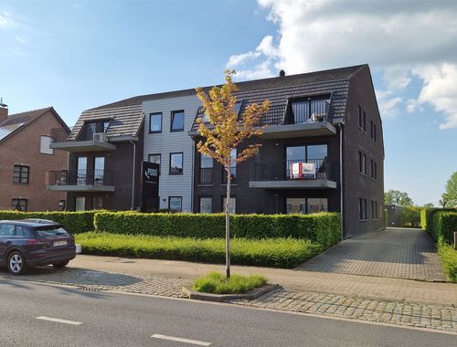                                         Appartement à louer à Booischot, € 890
