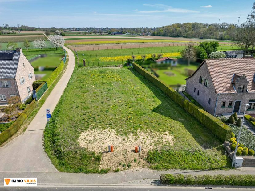 Terrain à vendre
                    à 3740 Bilzen