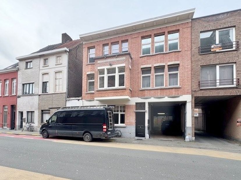Garage à louer
                    à 8500 Kortrijk