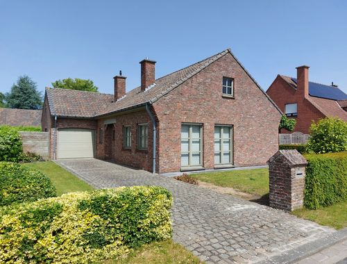                                         Woning te koop in Harelbeke, € 349.000
