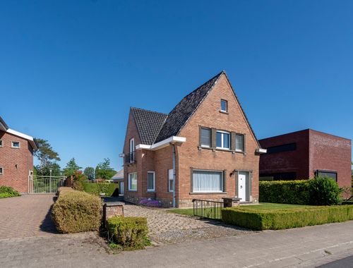                                         Maison à louer à Heestert, € 875
