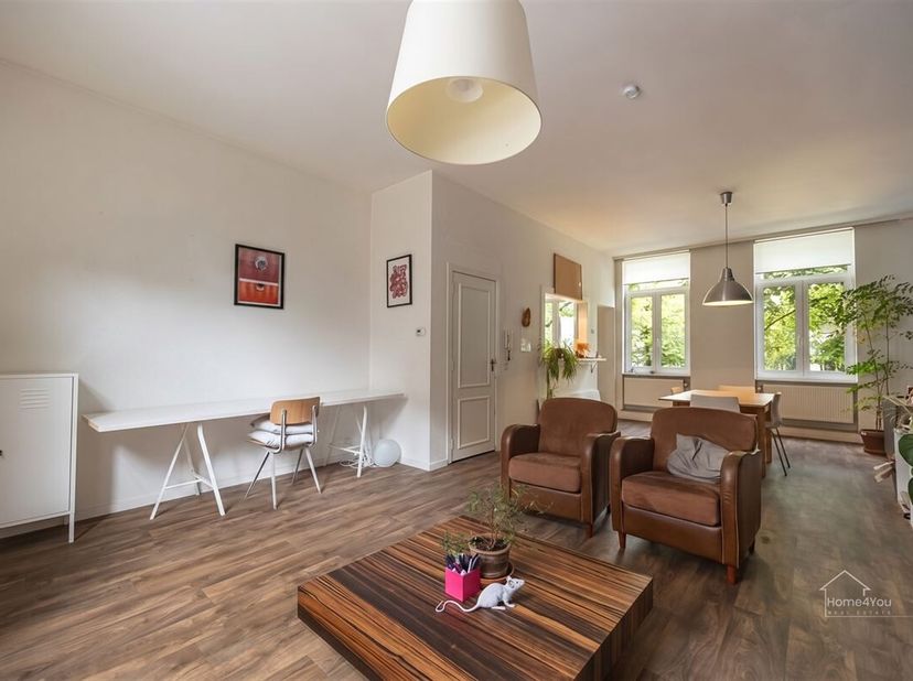 Appartement clé en main de 2 chambres à coucher dans le coeur vibrant d'Anvers à vendre !<br />
Ce bel appartement au coeur d'Anvers combine idéalemen