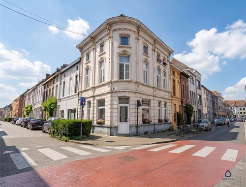                                         Immeuble d’appartements à vendre à Gent, € 495.000
