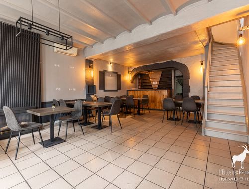                                         Horeca te huur in Dampremy, € 1.250
