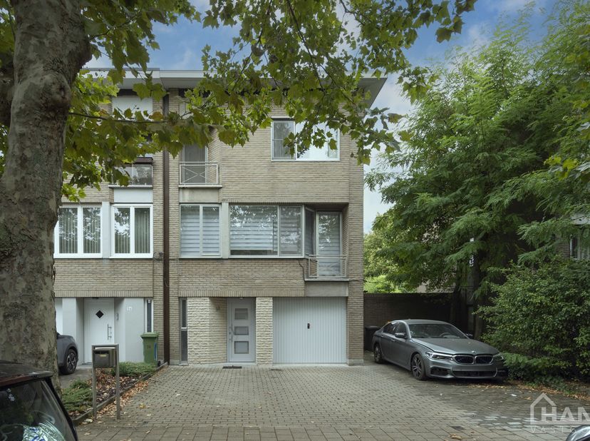 Huis te koop in Rietschoorvelden 38,
                    2170 Merksem
