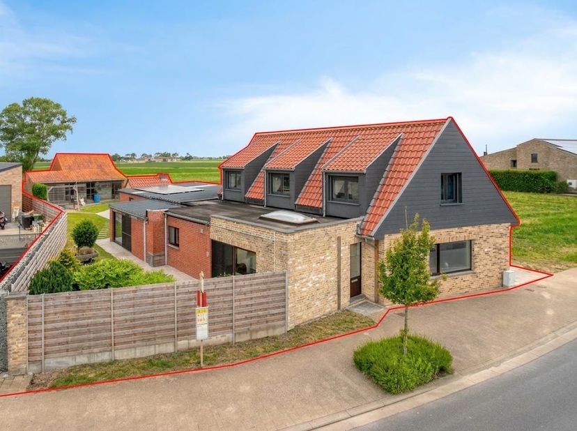 Huis te koop in Izenbergestraat 51,
                    8691 Leisele