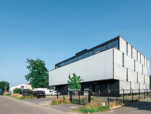                                         Bâtiment d’entreprise à vendre à Wilrijk, € 3.900.000
